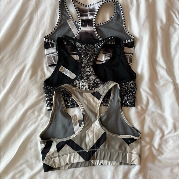 Nike sports bra bundle - Picture 5 of 5